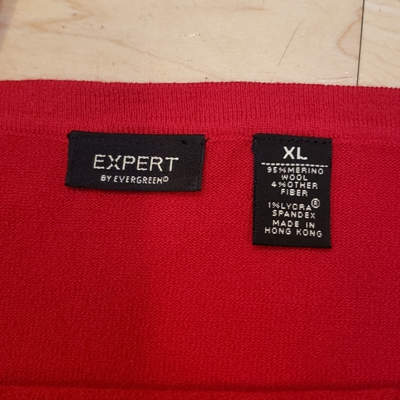 EXPERT BY EVERGREEN TANK TOP - Picture 2 of 6